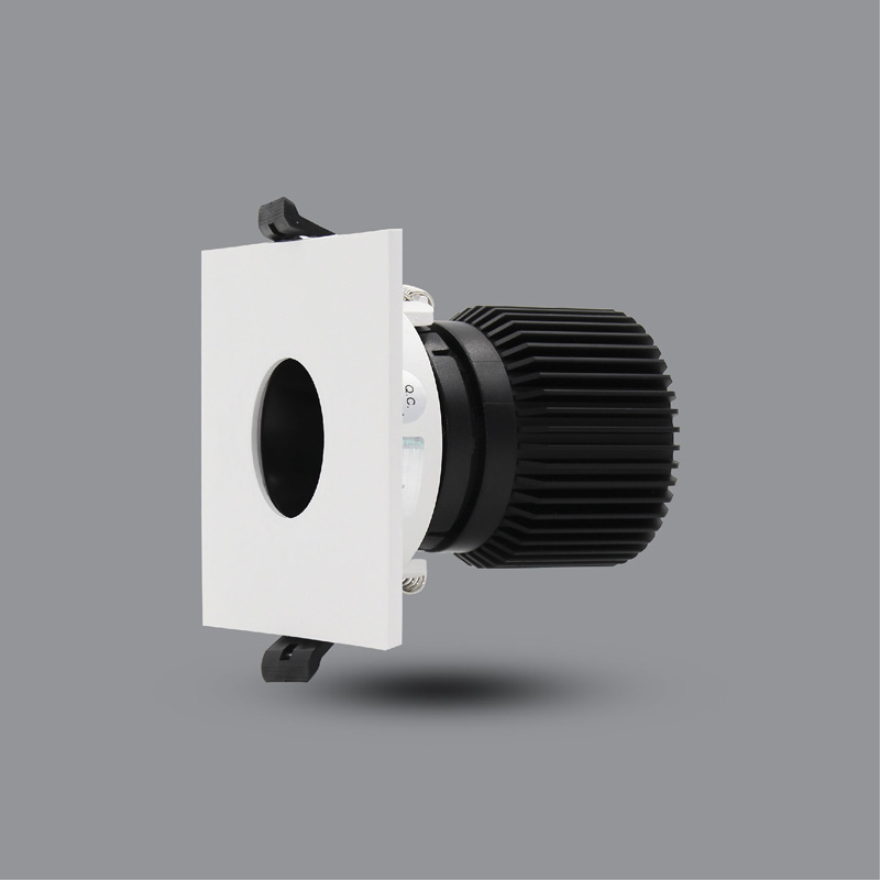 Den-LED-Downlight-khach-san-5W-am-tran-PRHH90L5-2