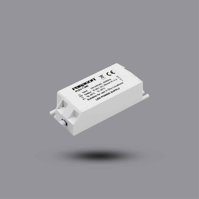 Den-LED-Downlight-khach-san-5W-am-tran-PRHH90L5-3