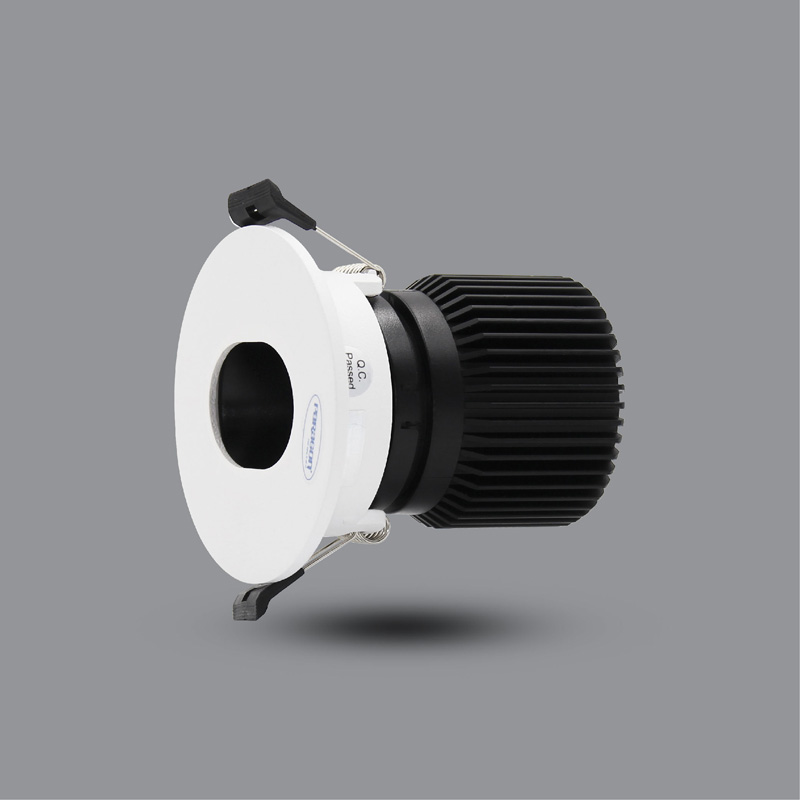 Den-LED-Downlight-khach-san-7W-am-tran-PRHE90L7-2