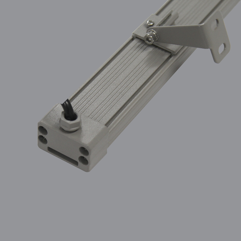 Den-LED-chieu-sang-canh-quan-PWWA24L-3