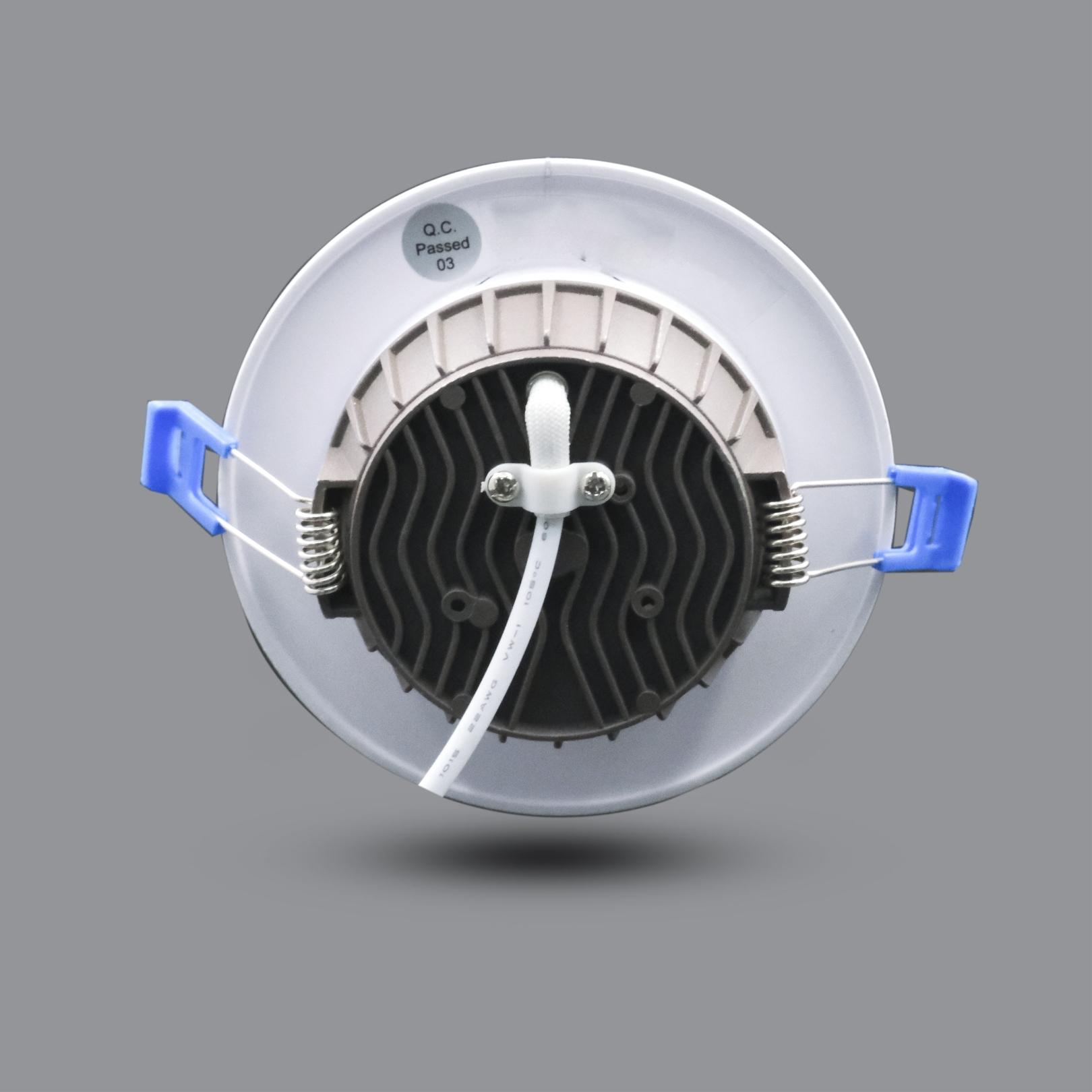 Den-downligh-am-tran-vien-bac-7w-RRDF100L7-CCT-4