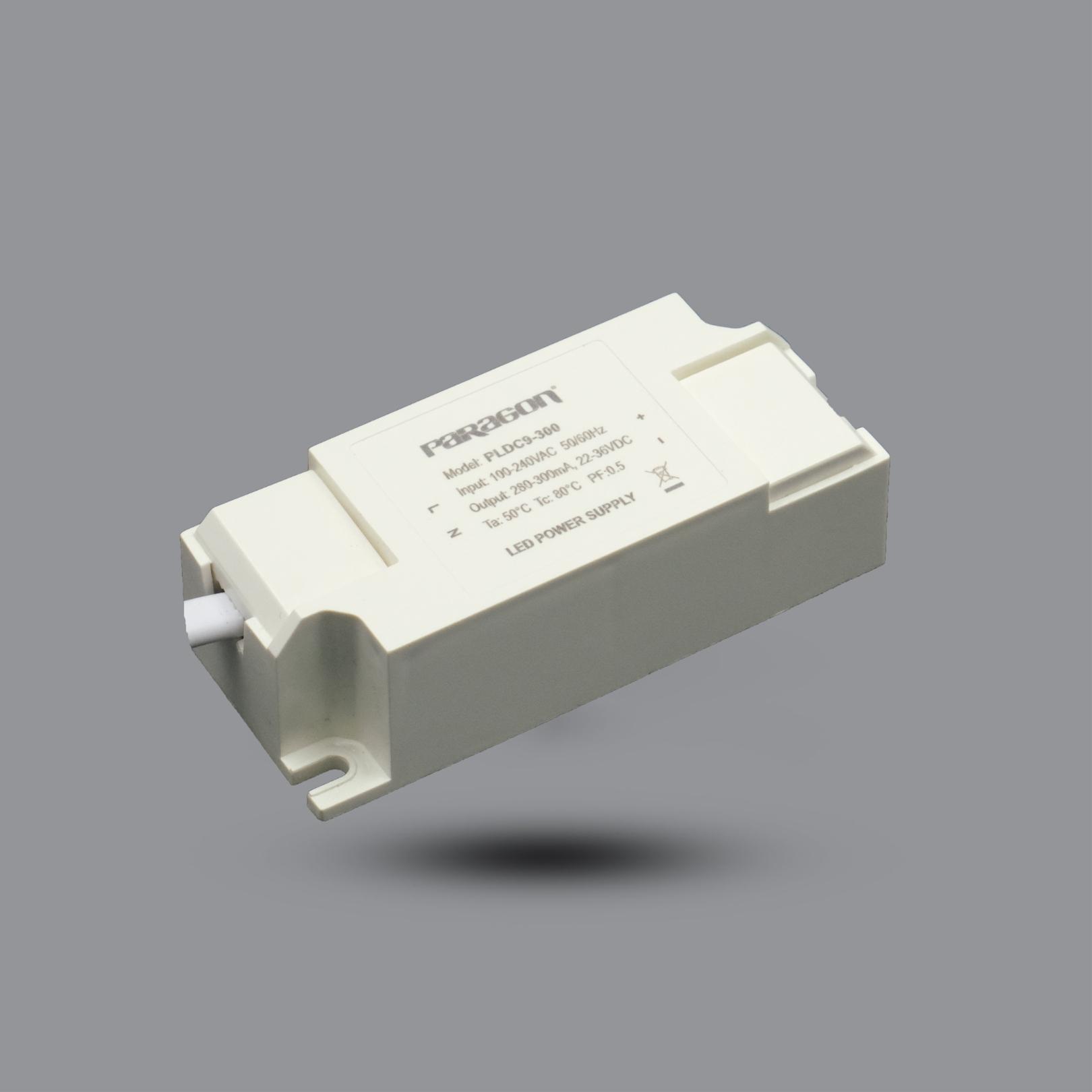 Den-downligh-am-tran-vien-bac-9w-RRDF110L9-CCT-5